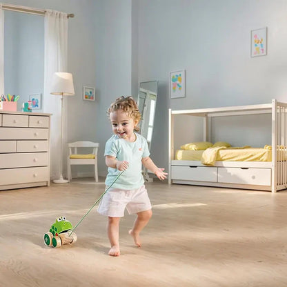 Hape - Frog Pull Along