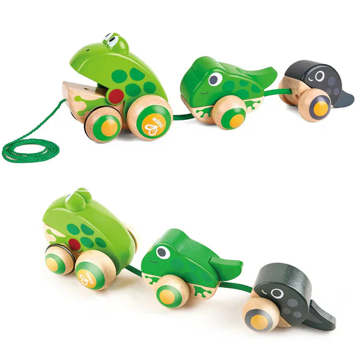 Hape - Pull-Along Frog Family